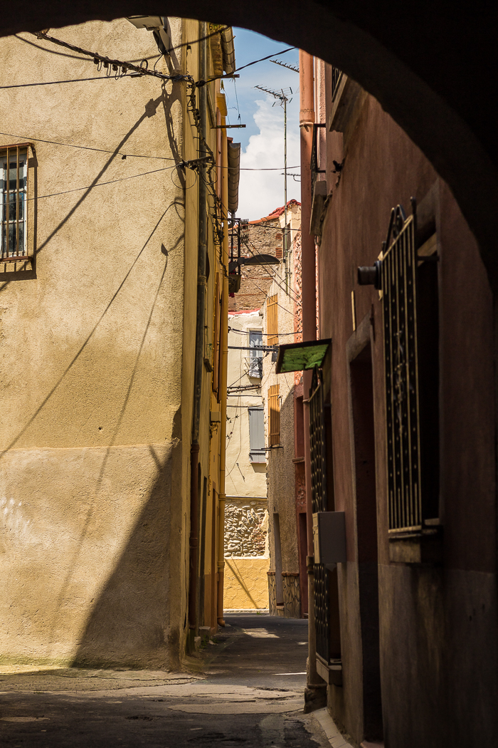 Ruelle à Ille sur Têt