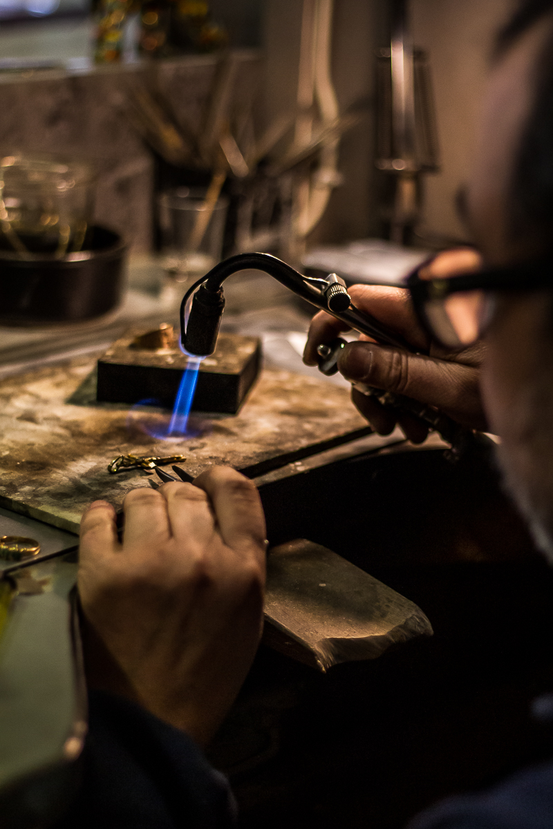 Au grenat de Tautavel artisan bijoutier