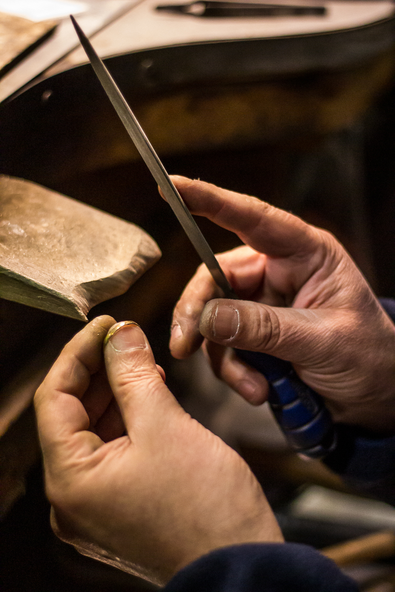 Au grenat de Tautavel artisan bijoutier