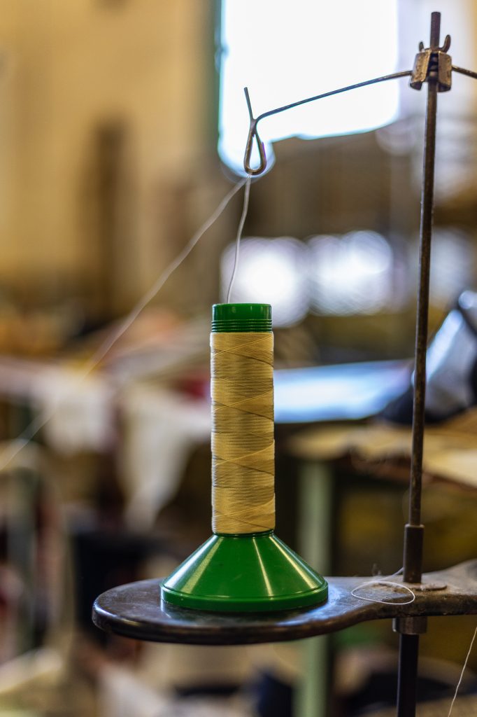 Atelier de fabrication d'espadrille catalane à Saint Laurent de Cerdans