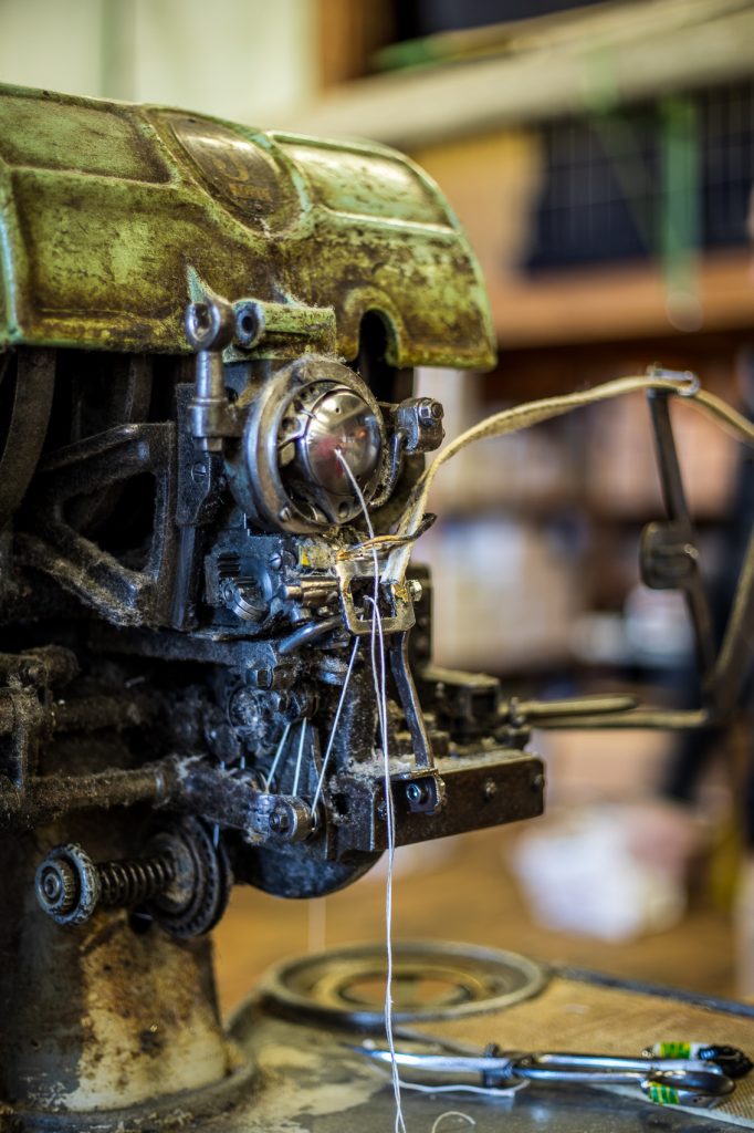 Atelier de fabrication d'espadrille catalane à Saint Laurent de Cerdans