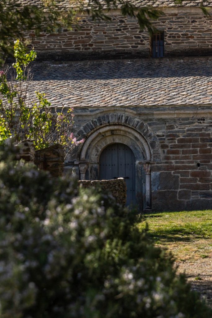 Prieuré de Serrabone, haut lieu de l'Art roman en Pays catalan